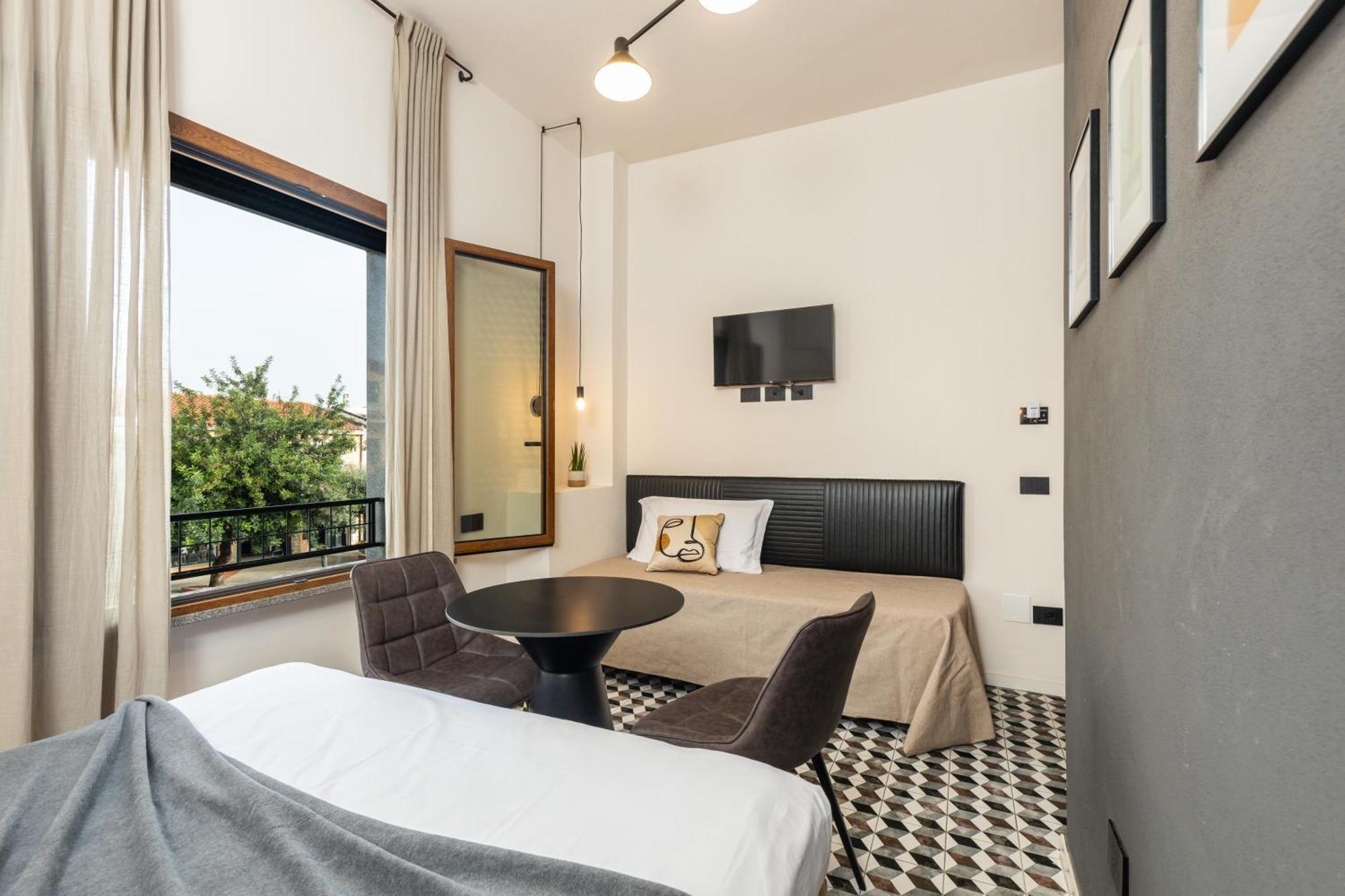 Iknos Accommodation 托尔托利 外观 照片