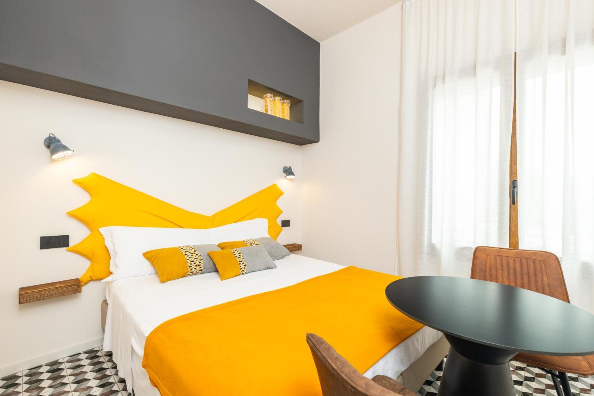 Iknos Accommodation 托尔托利 外观 照片